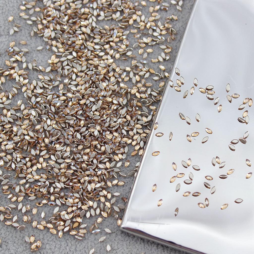 Super Flash K9 White Crystal Flat Bottom Inverted Edge Nail Art Diamond Prism 1:1 Imitation Huazi Inverted Edge Does Not Fall Off The Bottom Nail Art