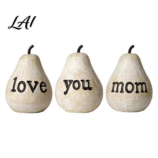 Heartfelt Family Keepsakes Love/You/Mom Pear Sculpture Decorative Resin Figurine Vintage Style Bedroom Tabletop Decorations Mother Birthday Ornament