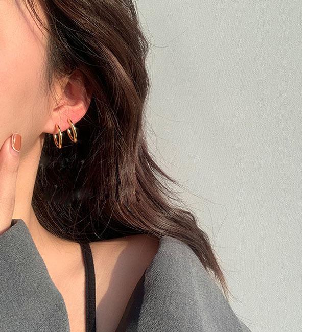 Korean High-Grade Large Hoop Earrings - Sterling Silver Plated, Retro, Simple Design, European & American Style Temperament.