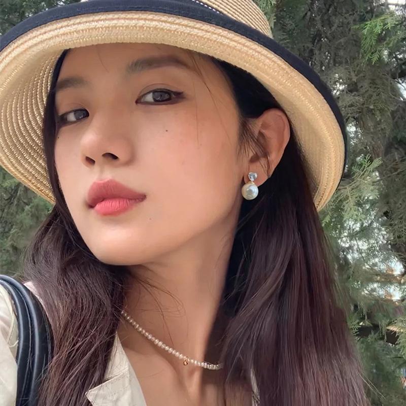 Жемчуг Простой Нишевый Дизайн Высокого Класса Изысканный Свет Роскошная Атмосфера Высокого Класса Любовь Циркон