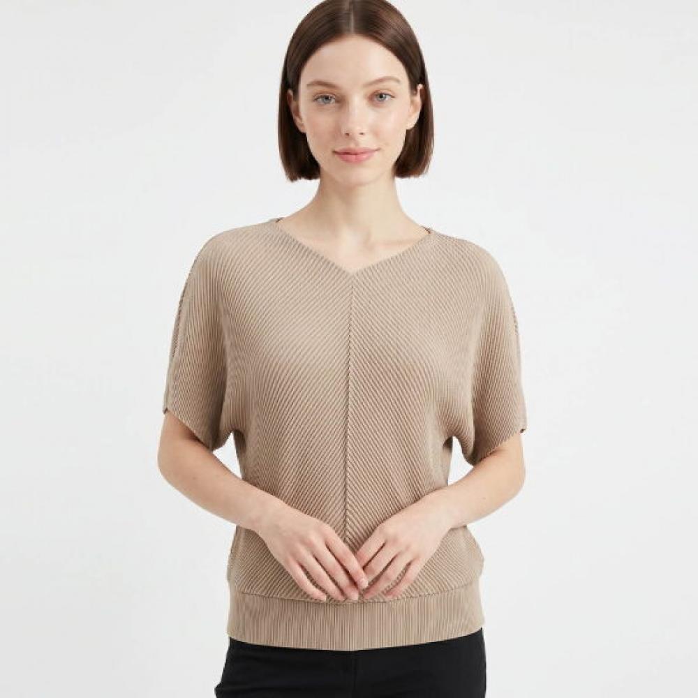 Plara Women S pleatS V Neck blouSe
