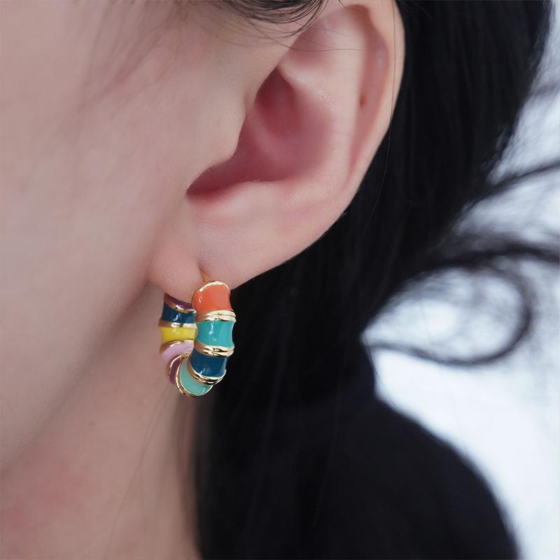 Vintage Small Hoop Colorful Enamel Earrings For Women Luxury Delicate Rainbow Oildrop Glaze Earrings Wedding Party Jewelry Gift