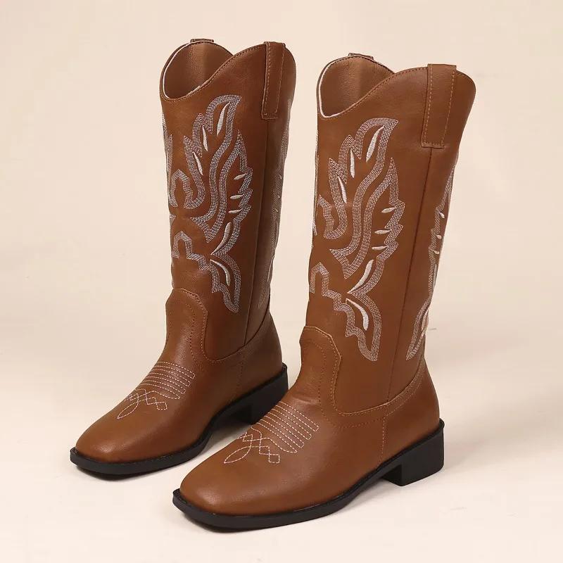 Мода 2024 Высокое качество Женская обувь Слипоны Женские сапоги Модная вышивка Современные сапоги Женские Горячая распродажа Квадратный носок Сапоги до колена