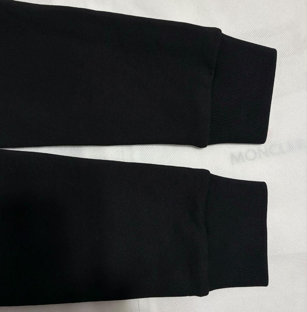 Подержанный женский пуховик MONCLER