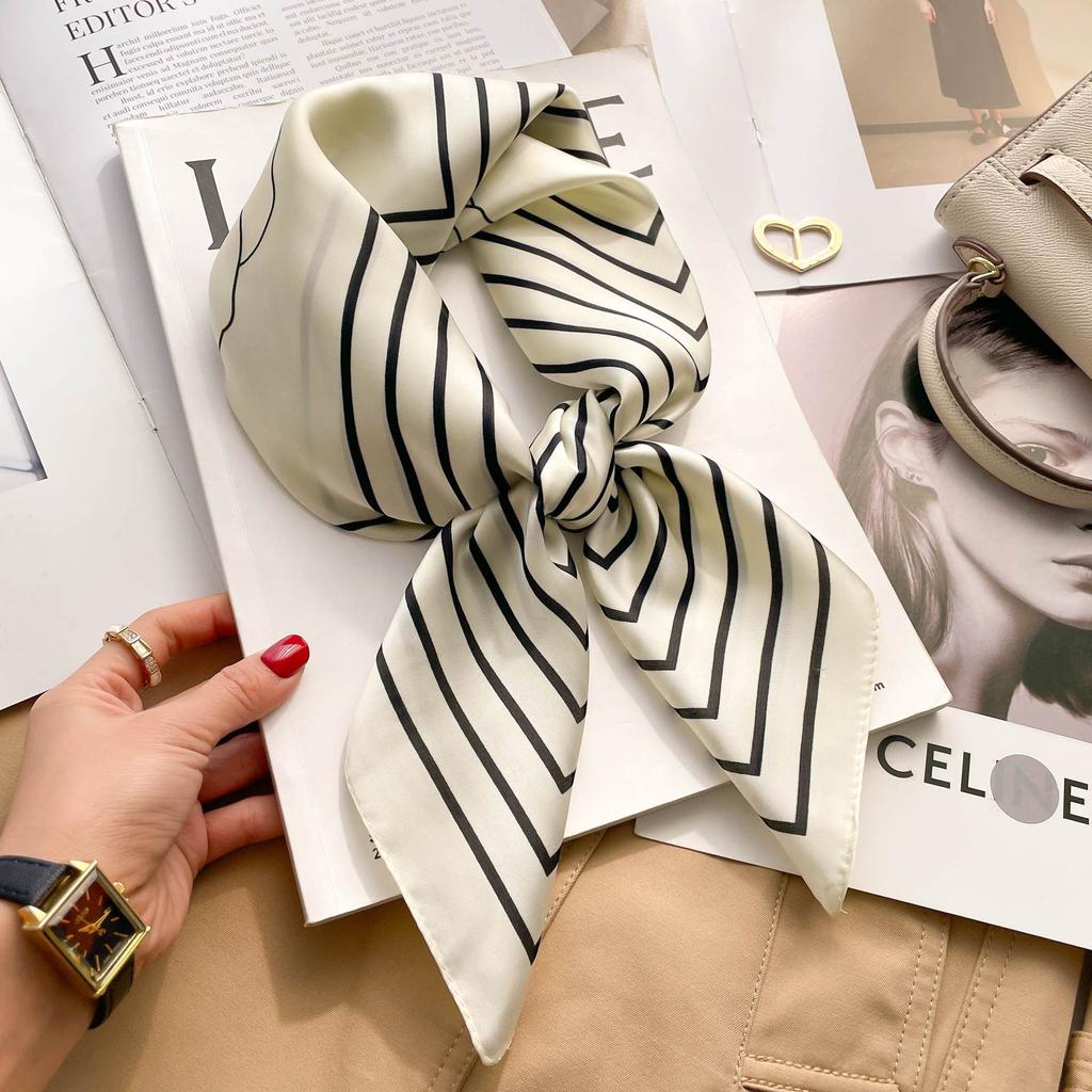 [Complete Works] Black and white simple cashew flower silk scarf premium waist ethnic style waist scarf decorative headscarf scarf workplace