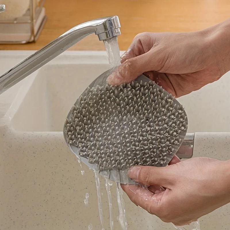 Kitchen Multi-functional Brush, Decontamination Oil Resistant Scrubbing Pad Brush Silicone Fruit and Vegetable Cleaning Brush