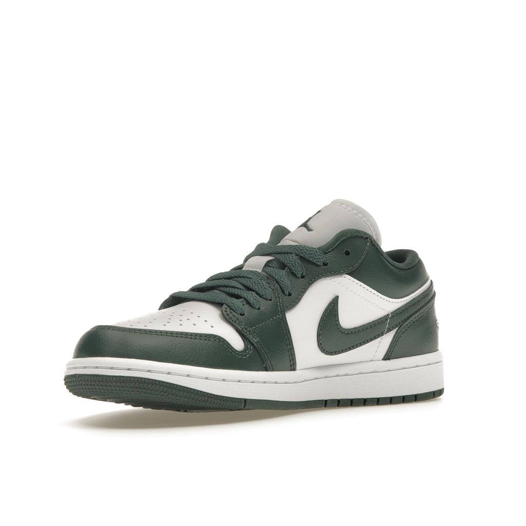 Женские кроссовки Air Jordan 1 Low Galactic Jade Зеленый Белый DC0774-113