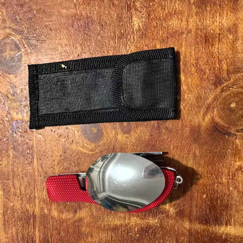 Многофункциональный набор столовых приборов из нержавеющей стали для кемпинга: Складной нож, вилка и ложка.