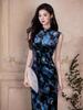 Autumn Retro Velvet Sleeveless Cheongsam Dress: Republic Era-Inspired, High-End Slimming Style