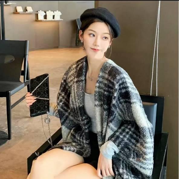 Юньнаньская ретро шаль с кисточками - Женский осенне-зимний плащ-шарф для путешествий и отпуска