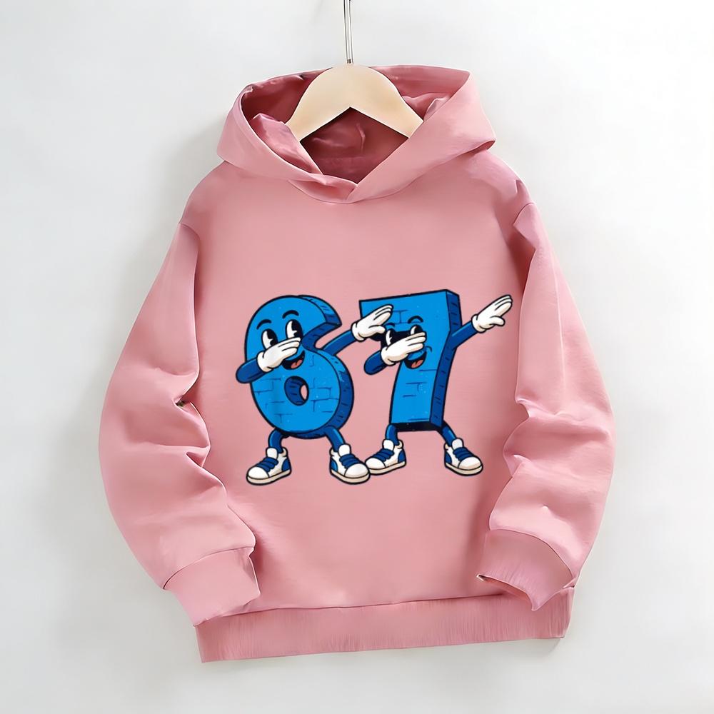 Модный блестящий цвет Мальчик держит цифру 67 Принт Детские худи Личность Граффити Свободный Повседневный Девочка Худи с капюшоном