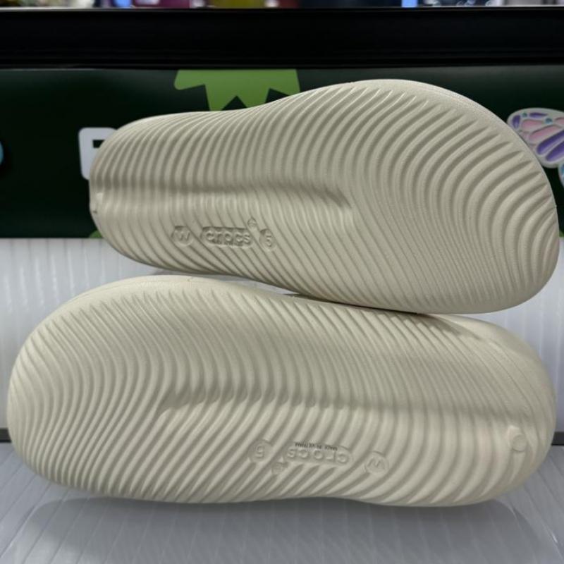 Crocs Mellow Recovery Flip Stucco 211100 160