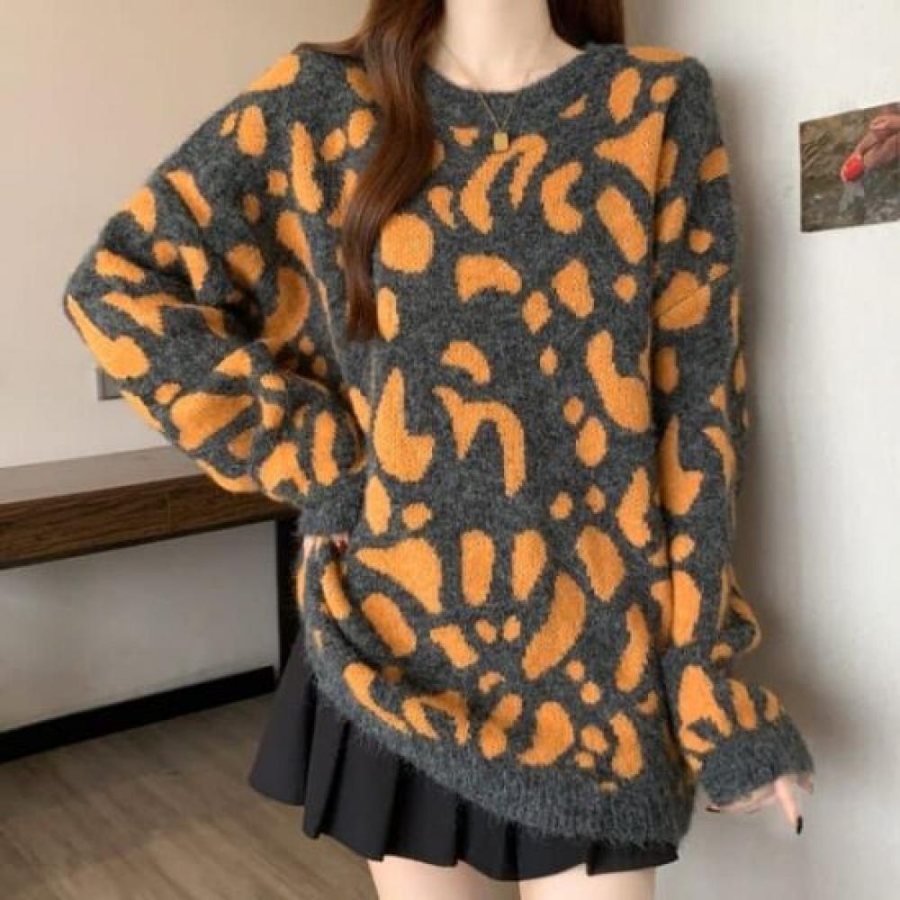 Navava Women Leopard Round Neck Long Sleeve Knit Sweater Nk3496