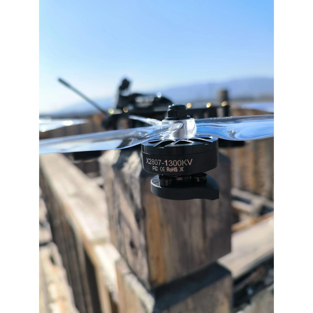 4pcs 2807 Brushless Motor X2807 1300KV 1500KV 1700KV 2-6S 4mm Bearing Shaft Motor for RC FPV Racing Drone Multicopter DIY Upgrade Parts