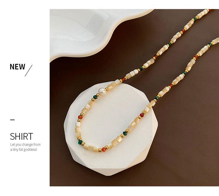 2024 Trendy Freshwater Pearl Choker: Colorful Beaded Necklace for Women's Clavicle with a Luxurious and Stylish Touch