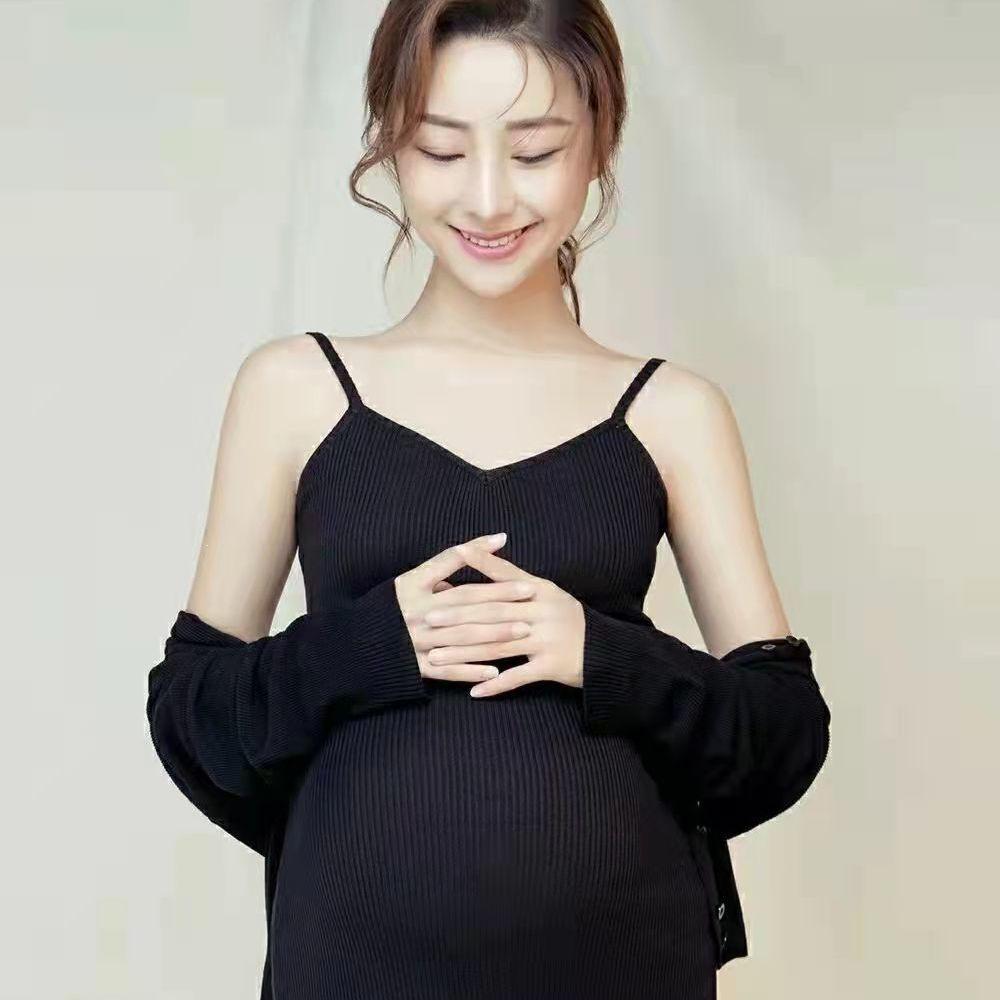 Modern Maternity Photoshoot Wear for Moms-to-Be: Studio & Home Outfits