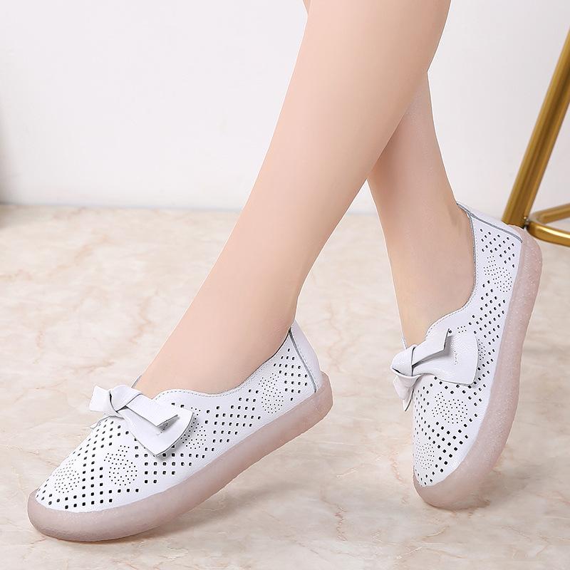 Весна/лето Женская повседневная обувь из искусственной кожи с вырезами Женские мокасины Дышащие туфли без застежек на плоской подошве с бантом Милые женские туфли