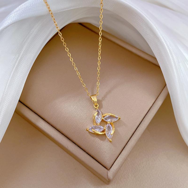Rotating Flower Light Luxury Temperament Gorgeous Full Diamond Necklace Female Versatile Collarbone Chain Titanium Steel Chain