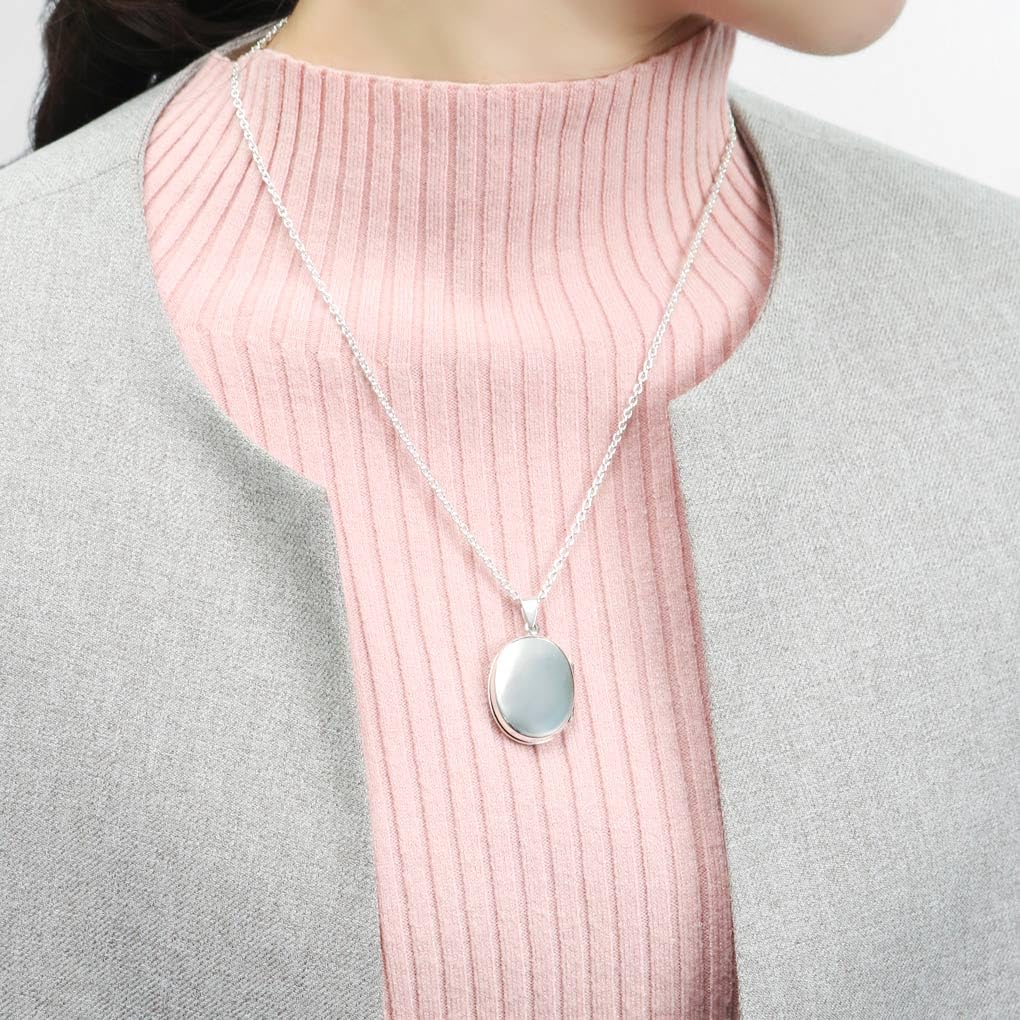 Серебряный овальный гладкий медальон-ожерелье с зеркально-белым фото из стерлингового серебра, идеально подходящий для ношения и питомцев [Синдзюку Кура] Цепочка, Серебро, Простой, Отделка, Овальный,