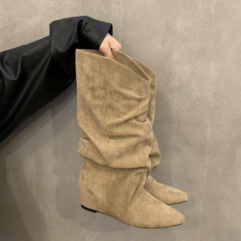 Ботильоны-рыцари средней высоты с внутренним увеличением высоты, из абрикосовой замши с ворсом, женская обувь 2025 весна, осень и зима, остроносые ретро длинные сапоги
