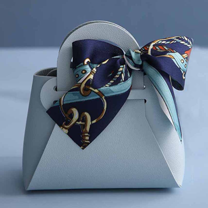 Creative Leather Gift Bags Bow Ribbon Packaging Bag Wedding Favour Bags Candy Packaging Box Mini Handbag Birthday Party Decor