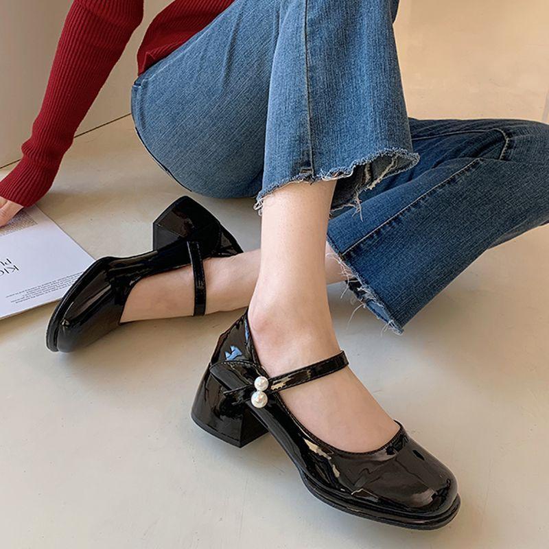 Женская летняя обувь с квадратным носком в японском стиле для женщин 2024 Лолита жемчужно-белые обычные кожаные повседневные туфли Мэри Джейн на каблуках E