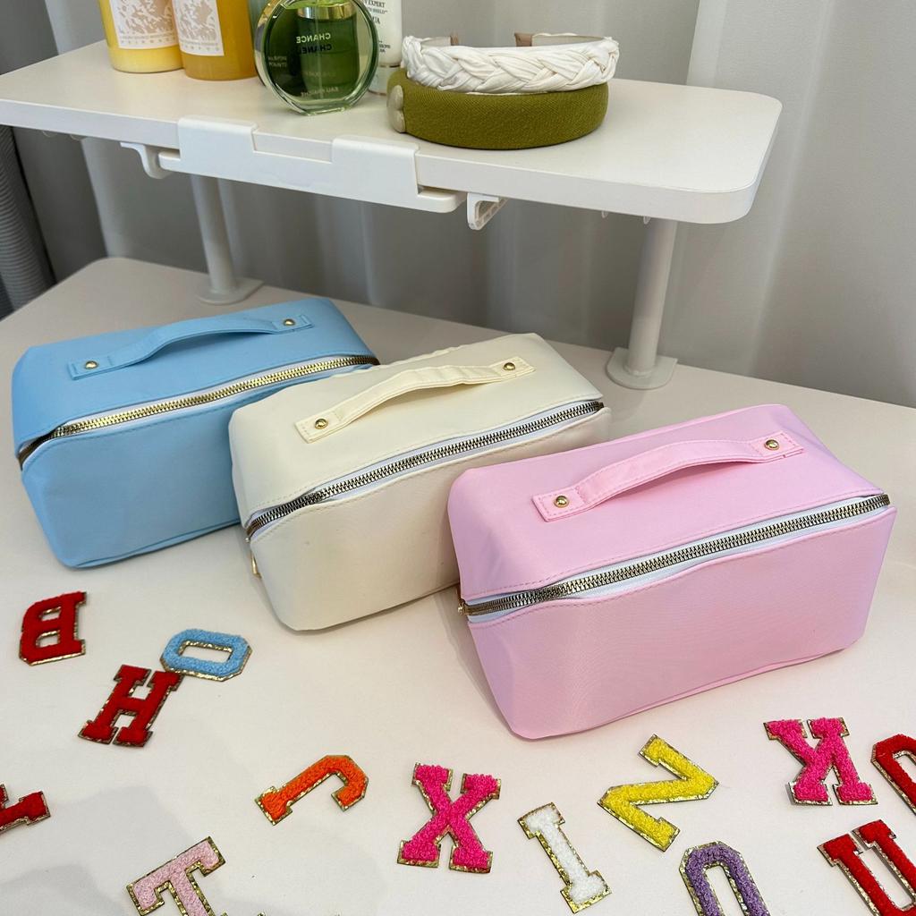 Large Capacity Female Travel Storage Bag Portable Nylon Girls Handbags Fashion Women's Cosmetic Bags Candy Color Makeup Case
