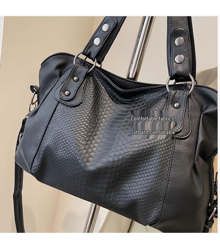 Ретро европейская и американская наплечная сумка: Универсальная, стильная, повседневная сумка для ежедневных поездок на работу