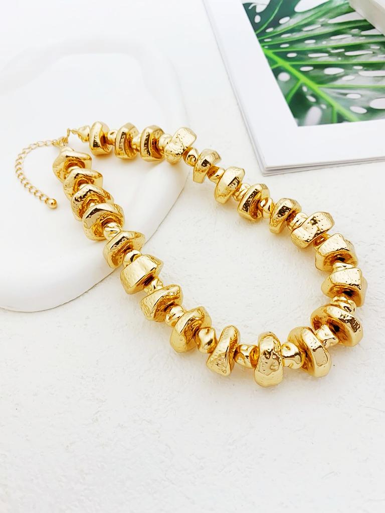 Light Luxury Texture Irregular Gold Bead Necklace Suitable for Women's Daily Wear and Eye-catching Must-have