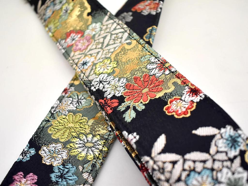 Harmonics J Nishijin Brocade Guitar Made in Length Flowing Small Flower Pattern Strap, Japan, 810-1410mm, (No. 15)/Black