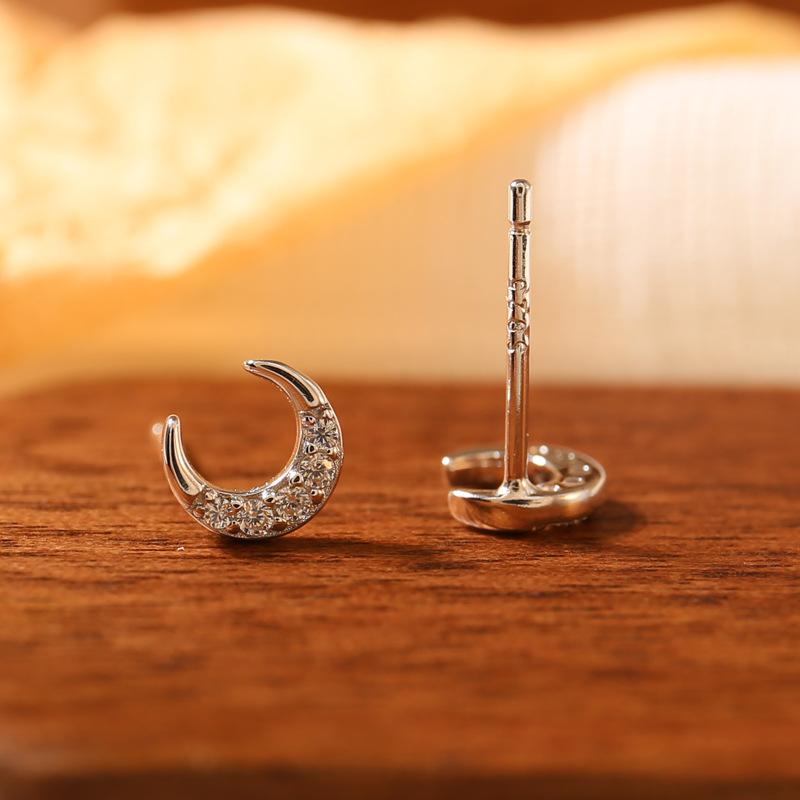 Лунные серьги для женщин. Модные универсальные и стильные серьги высокого класса в качестве подарка для лучших подруг и подруг.