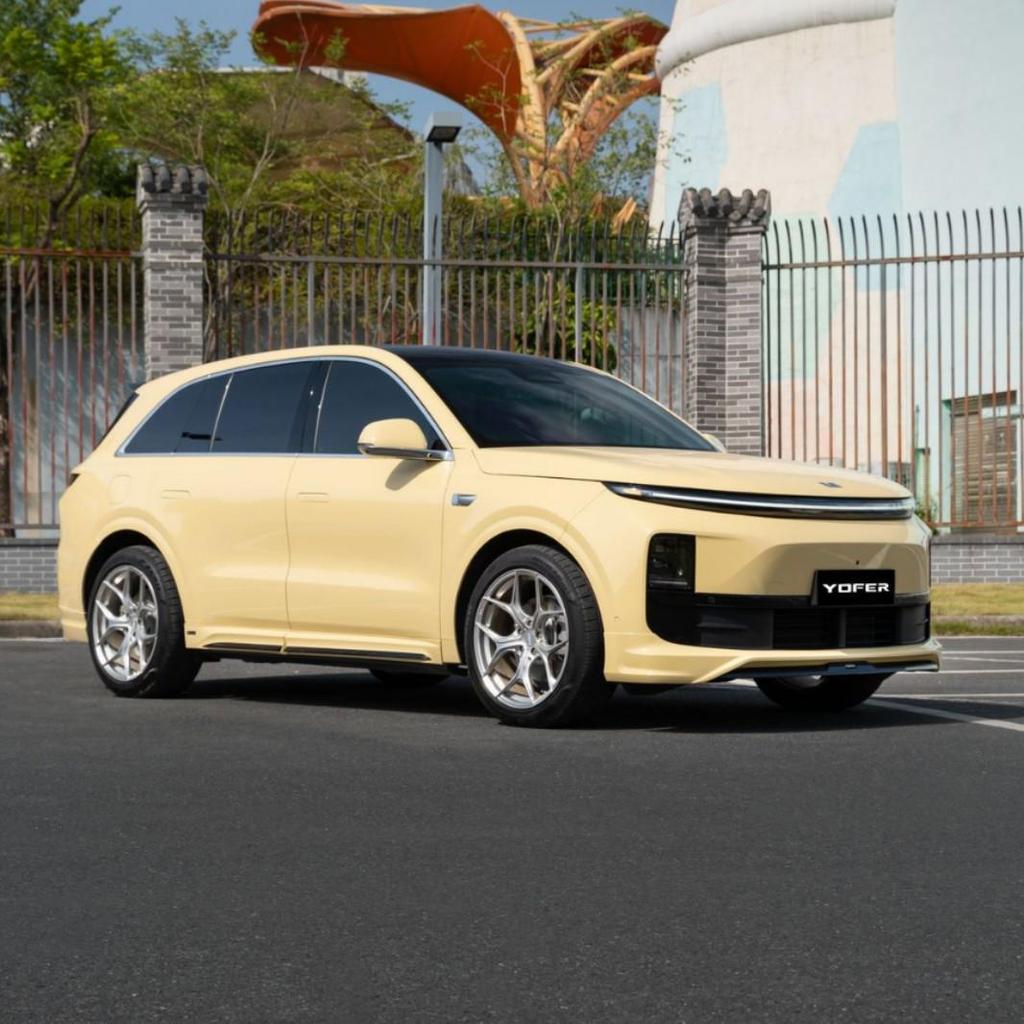 Совместимо с Li Auto L9: Обвес YOFER, включающий передний бампер, боковые юбки, заднее антикрыло, задний диффузор, задний бампер, угловые накладки, передний сплиттер.