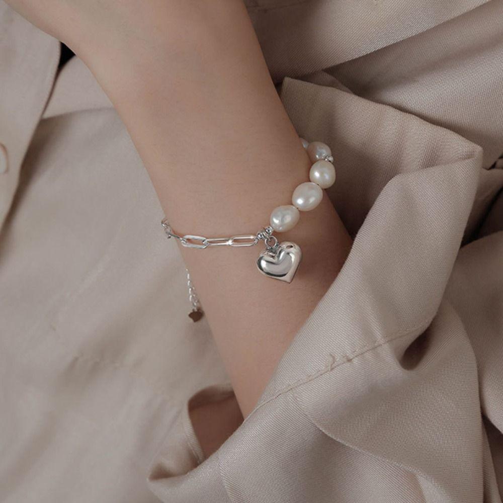 Fashion Jewelry Pearls Bracelet LOVE Korean Style Jewelry Temperament Heart Shaped Bracelet Women