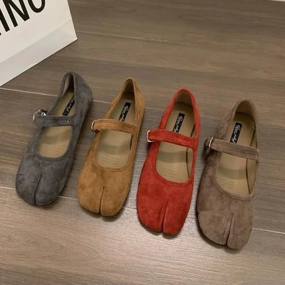 Мода 2024 Новый Бренд Женские Балетки с Раздельным Носком, Круглый Носок, Мелкие Слипоны, Женские Повседневные Балетки, Элегантные Туфли из Мягкой Кожи