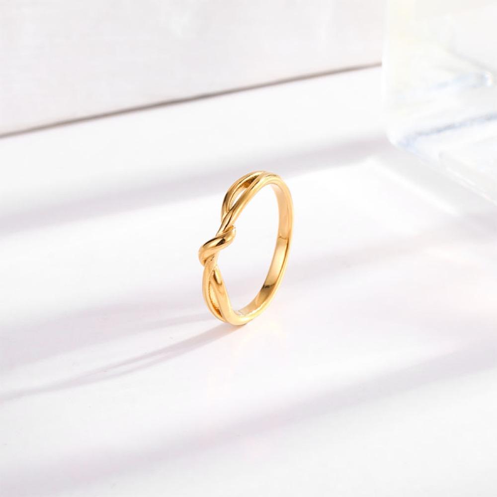 Трендовое кольцо-узел из титановой стали Элегантный аксессуар для женщин и мужчин Модная бижутерия