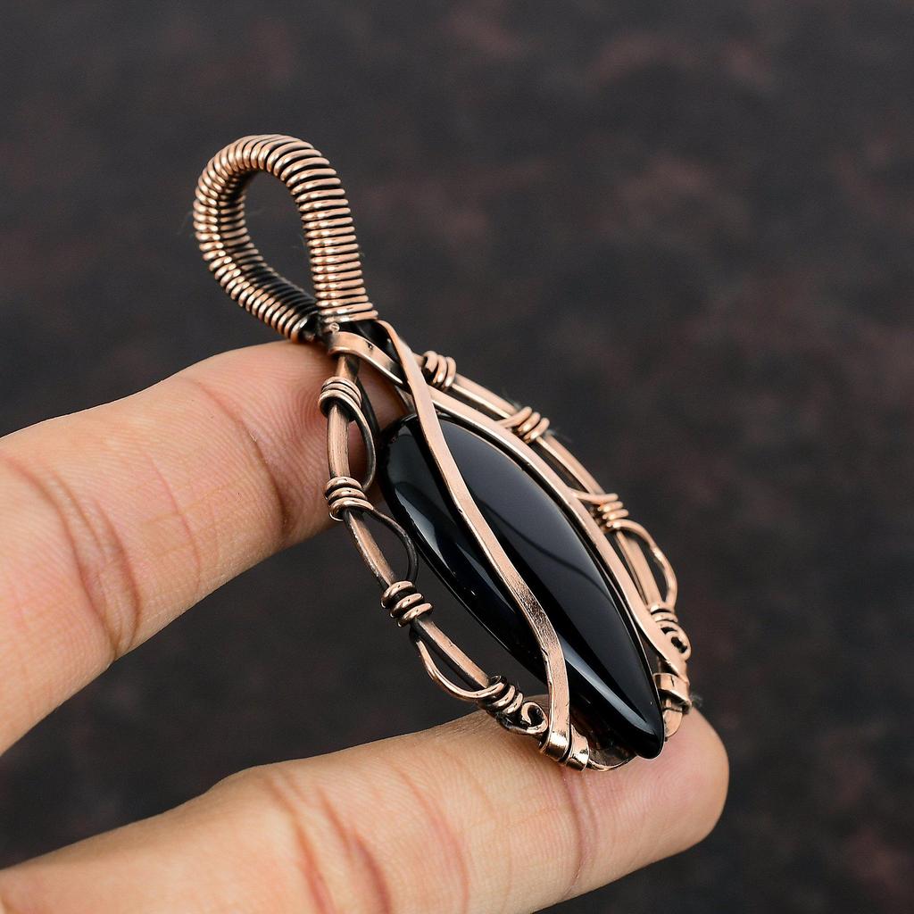 Подвеска из черного оникса и меди, подвеска из натурального драгоценного камня, подвеска ручной работы из медной проволоки, ювелирное изделие в подарок для нее, ювелирное изделие из черного оникса