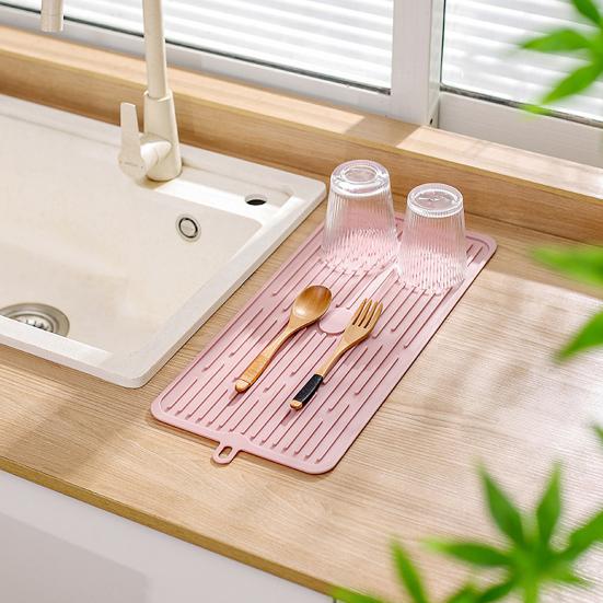 Drain Pad Easy To Clean Hanging Hole Anti-scalding Silicone Tableware Drying Mat Faucet Drip Protection Pad Kitchen Gadget