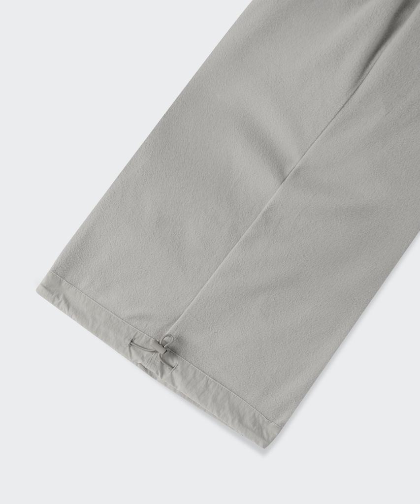 MUSINSA STANDARD [City Leisure] Fleece-Lined Wide Belted Parachute Pants [Dusty Cream]