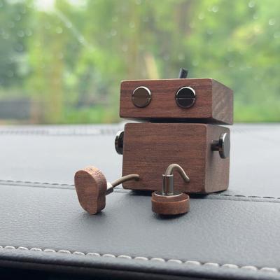 Автомобильная ароматерапия Кукла ручной работы из дерева Долговечный аромадиффузор эфирных масел Качающиеся ножки Украшение на приборную панель автомобиля