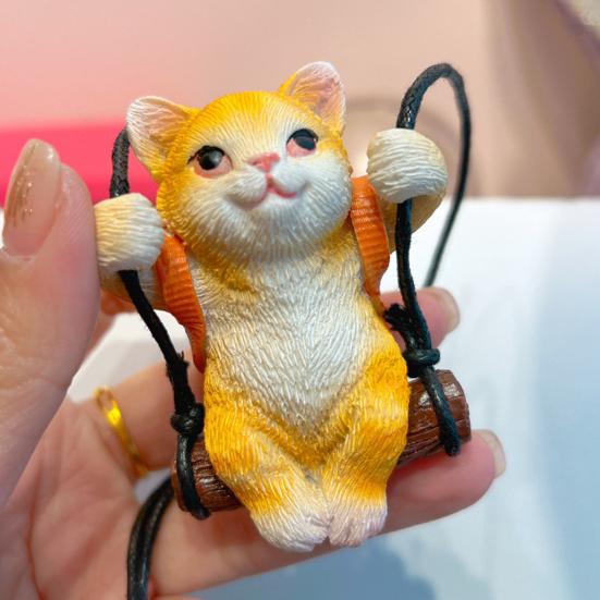 Resin Cat Pendant Swinging Kitten Hanging Figurine Car Rearview Mirror Decoration with Adjustable Lanyard Gift for Cat Lovers