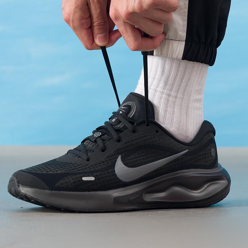 Nike Мужская сезонная беговая обувь FN0228-009