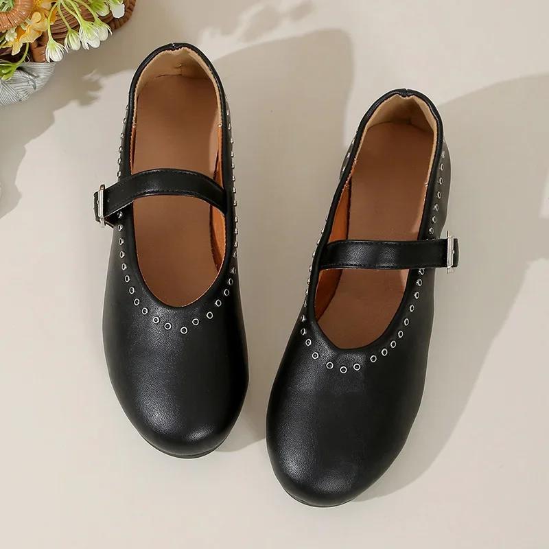 Women Flats Fashion Rivet Loafers Buckle Strap Round Toe Shallow Mary Jane Shoes Lady Soft Sole Leather Pumps Casual Thin Shoes