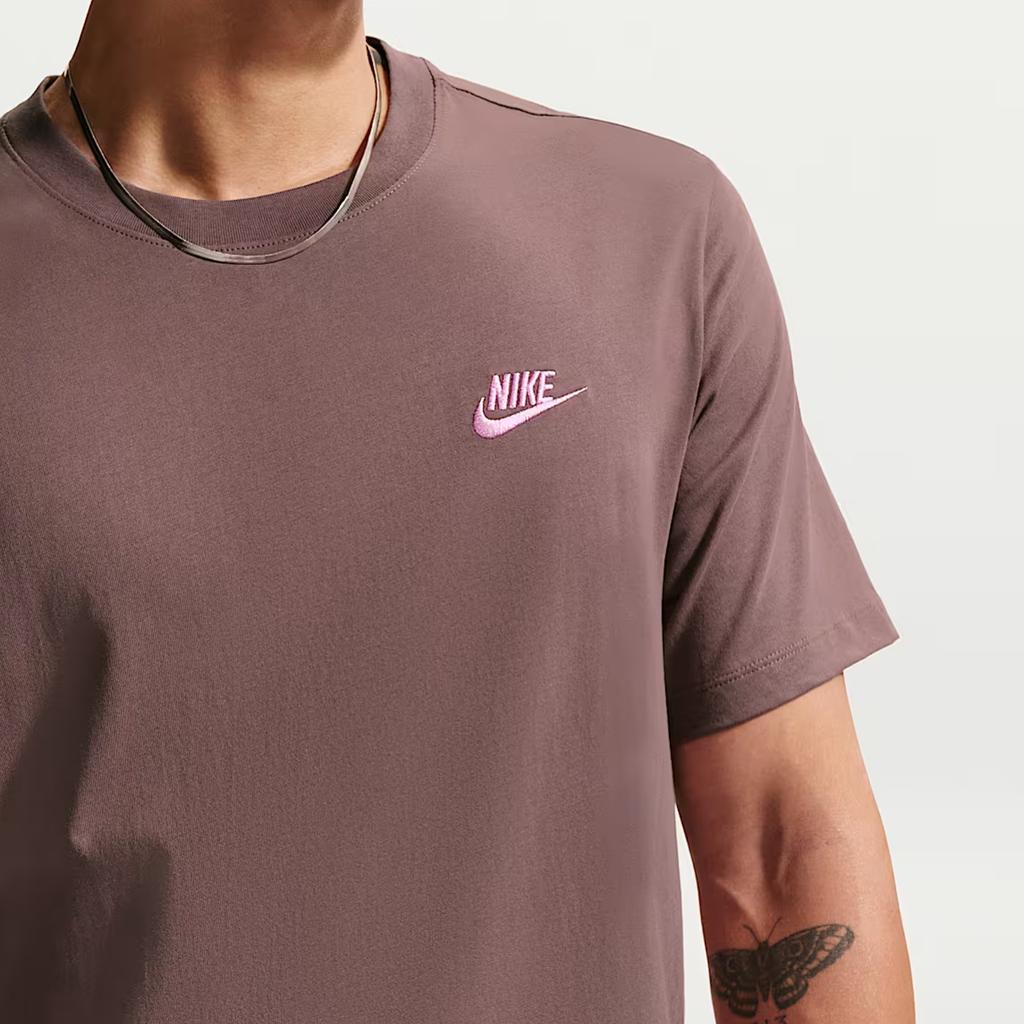 Nike Спортивный клуб Однотонная футболка с круглым вырезом и коротким рукавом Мужские топы AR4999-502