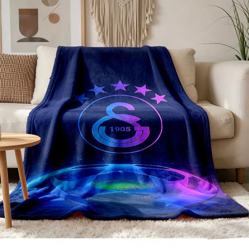 Galatasaray S.K. Soft and comfortable flannel Suitable for sofas living rooms outdoor camping travel and also makes a great anniversary gift
