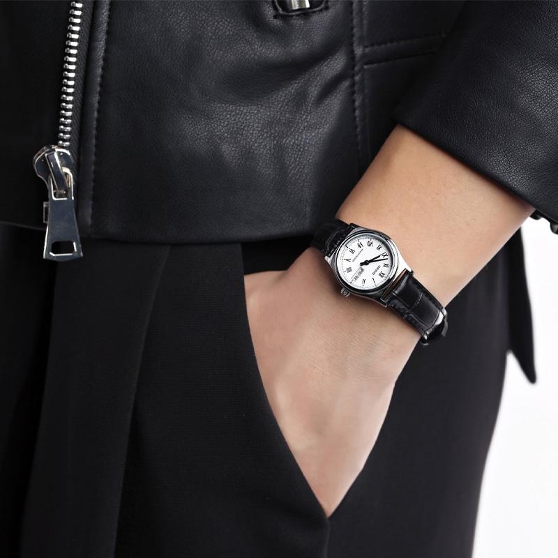 Casio Серия STANDARD Модная Ретро Простая Классическая Серия со Стрелками Отображение Даты и Дня Недели Водонепроницаемый Кварцевый Механизм Японский и Корейский LTP-V006L-1B