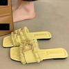 Роскошные летние новые сандалии большого размера с квадратным носком на плоской подошве с металлической пряжкой, удобные, красивые, повседневные шлепанцы