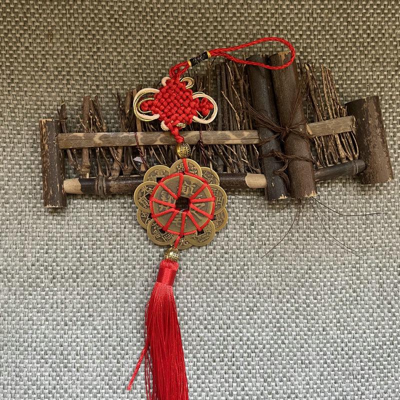 Подвеска из медной монеты «Цветок сливы» по фен-шуй — магический инструмент для домашнего декора ручной работы