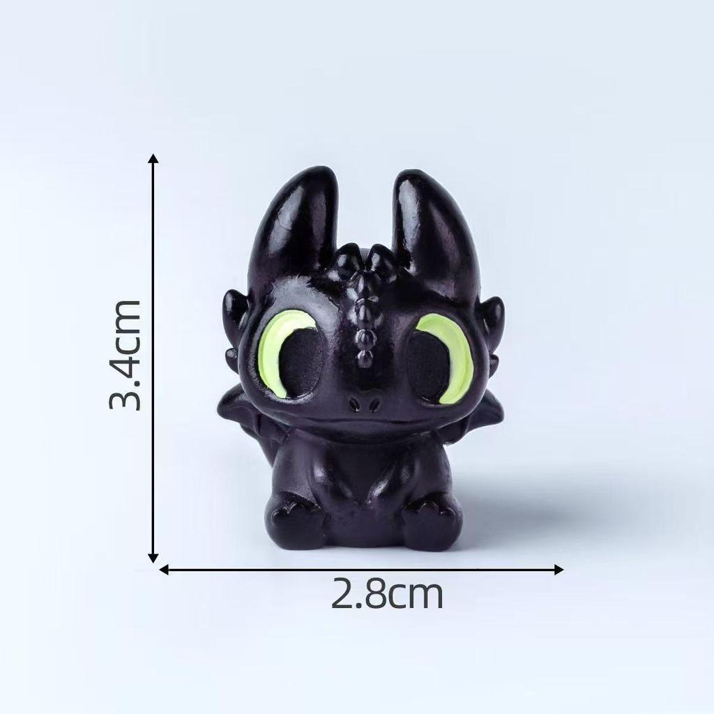 Очаровательная фигурка Беззубика: Милый орнамент для консоли автомобиля или рабочего стола