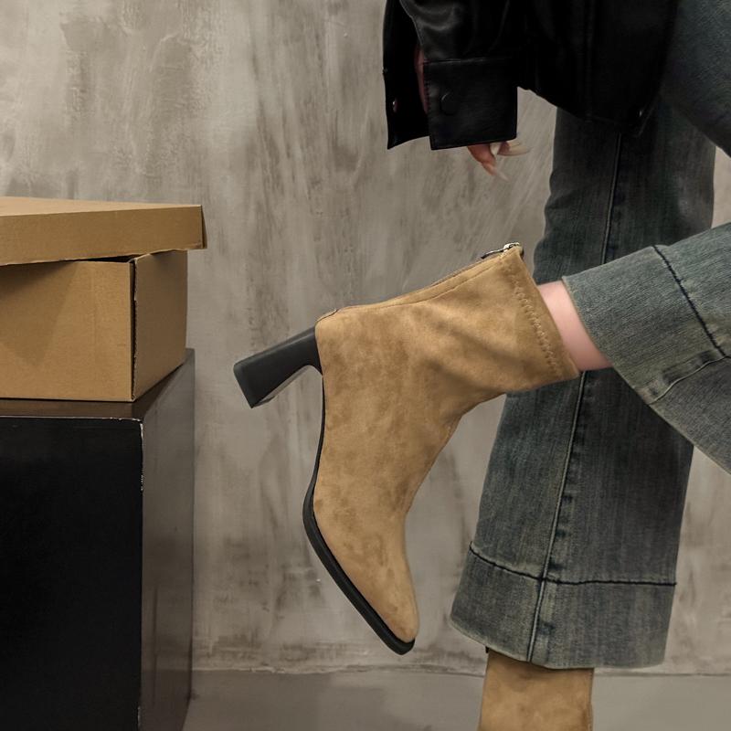 Модная осенне-зимняя женская обувь на высоком каблуке с квадратным носком и узким голенищем в уличном стиле для вечеринок, короткие ботильоны из короткого плюша