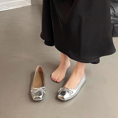 Туфли Мэри Джейн с феей, нежные, женские, летние, новые, с бантом, квадратный носок, на плоской подошве, серебристые, с неглубоким вырезом, туфли-бини